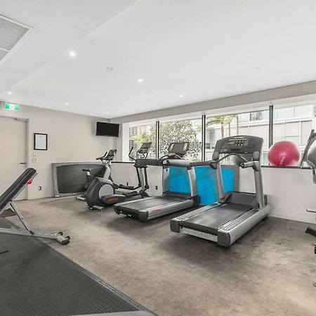 Two Bedroom Apartment - Pool, Gym & Free Parking! Auckland Exterior foto